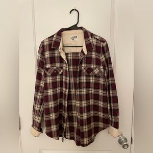 Van's womens flannel- size L